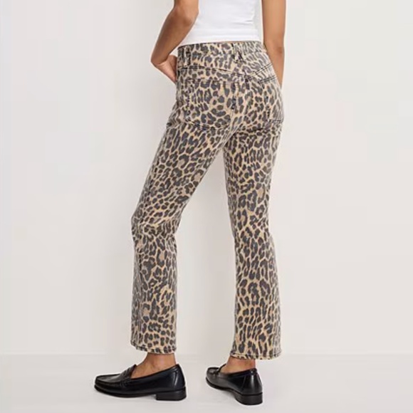 [NWT] Good American Women's Good Kick Flare Leopard Jeans - 27 (4) - Picture 9 of 12